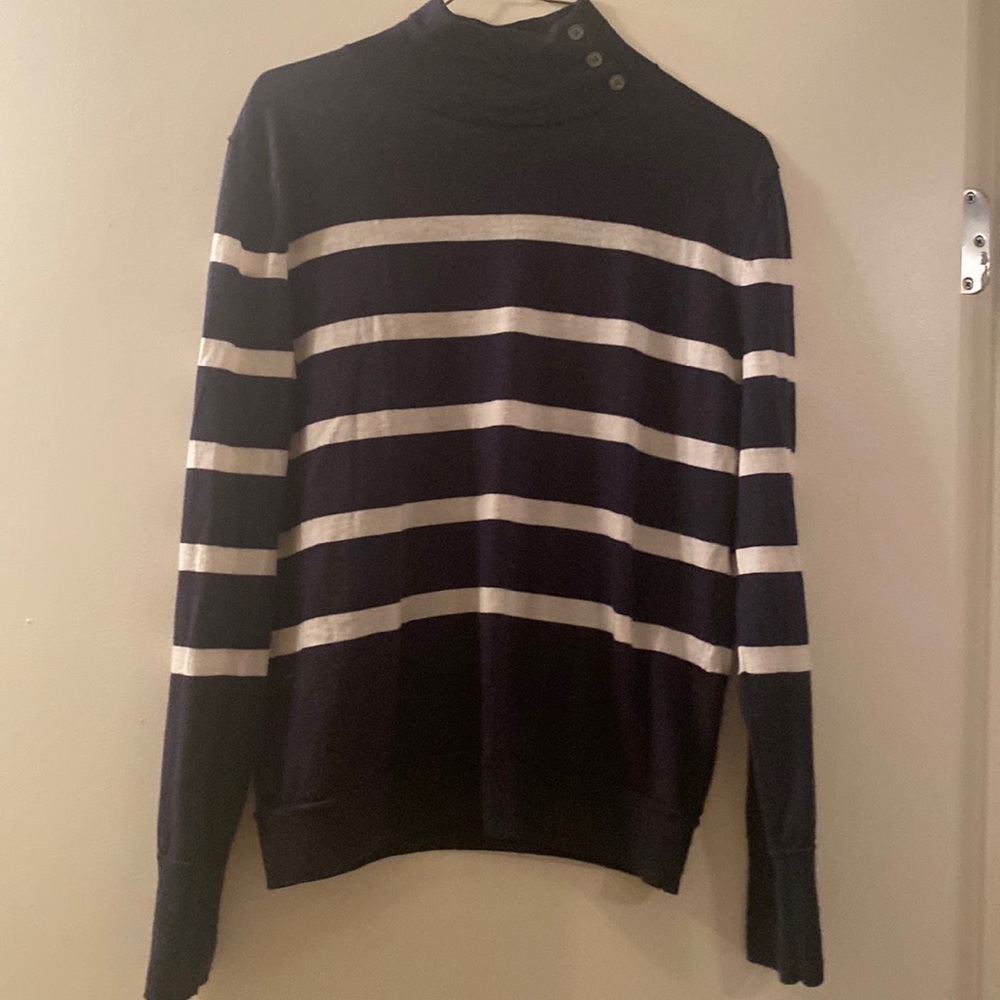 Banana Republic 100%Merino Wool Sweater. Size M.